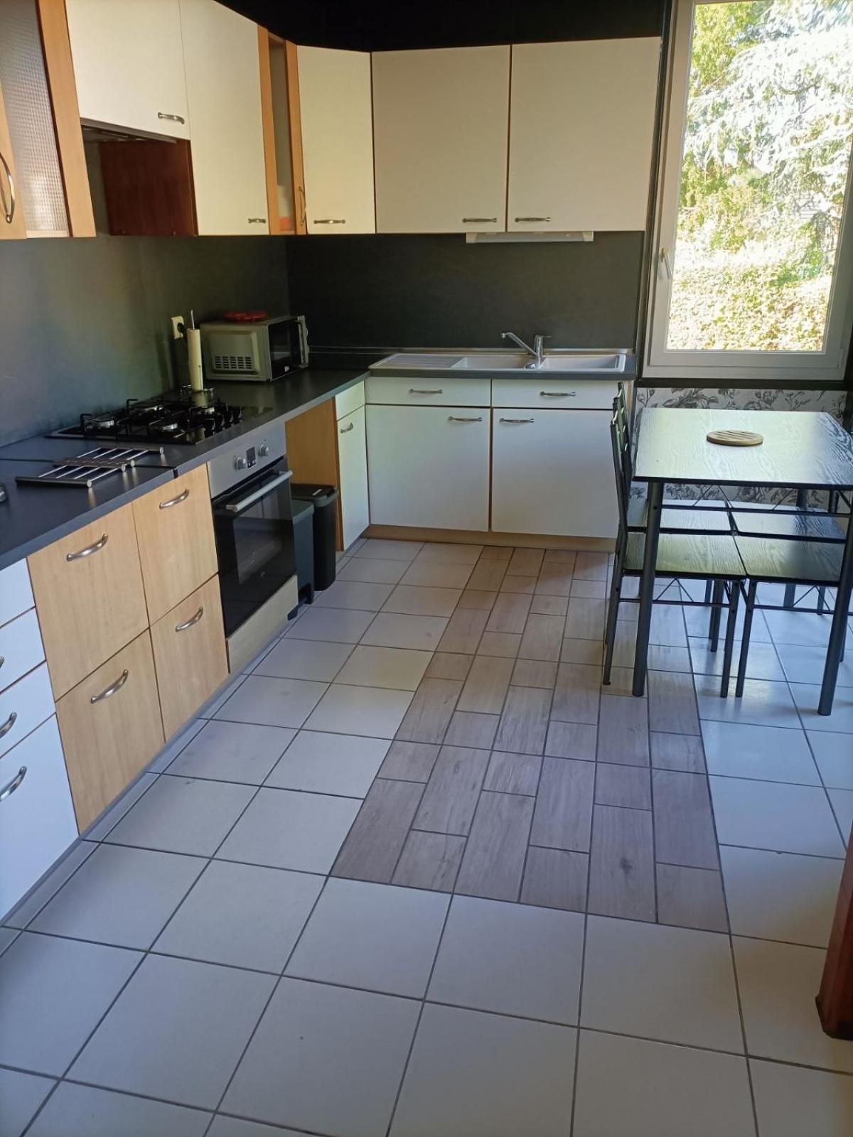 Maison 3 Chambres - Chez Florence Yzeure Eksteriør bilde
